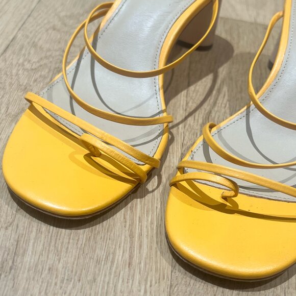 Reformation Rachel Sandal in Ochre (size 6) - Picture 5 of 8